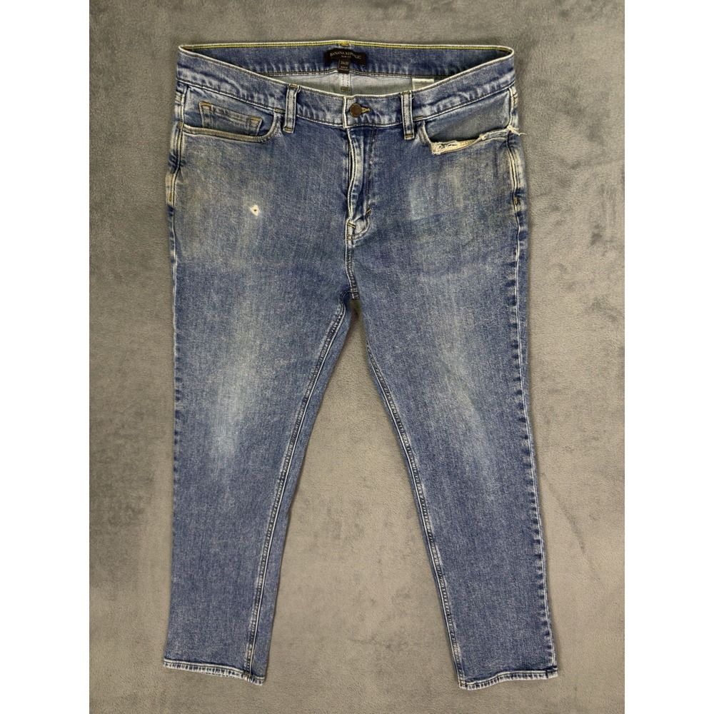 Banana Republic Jeans Mens 34x30 Blue Straight Slim Medium Wash Distressed Denim